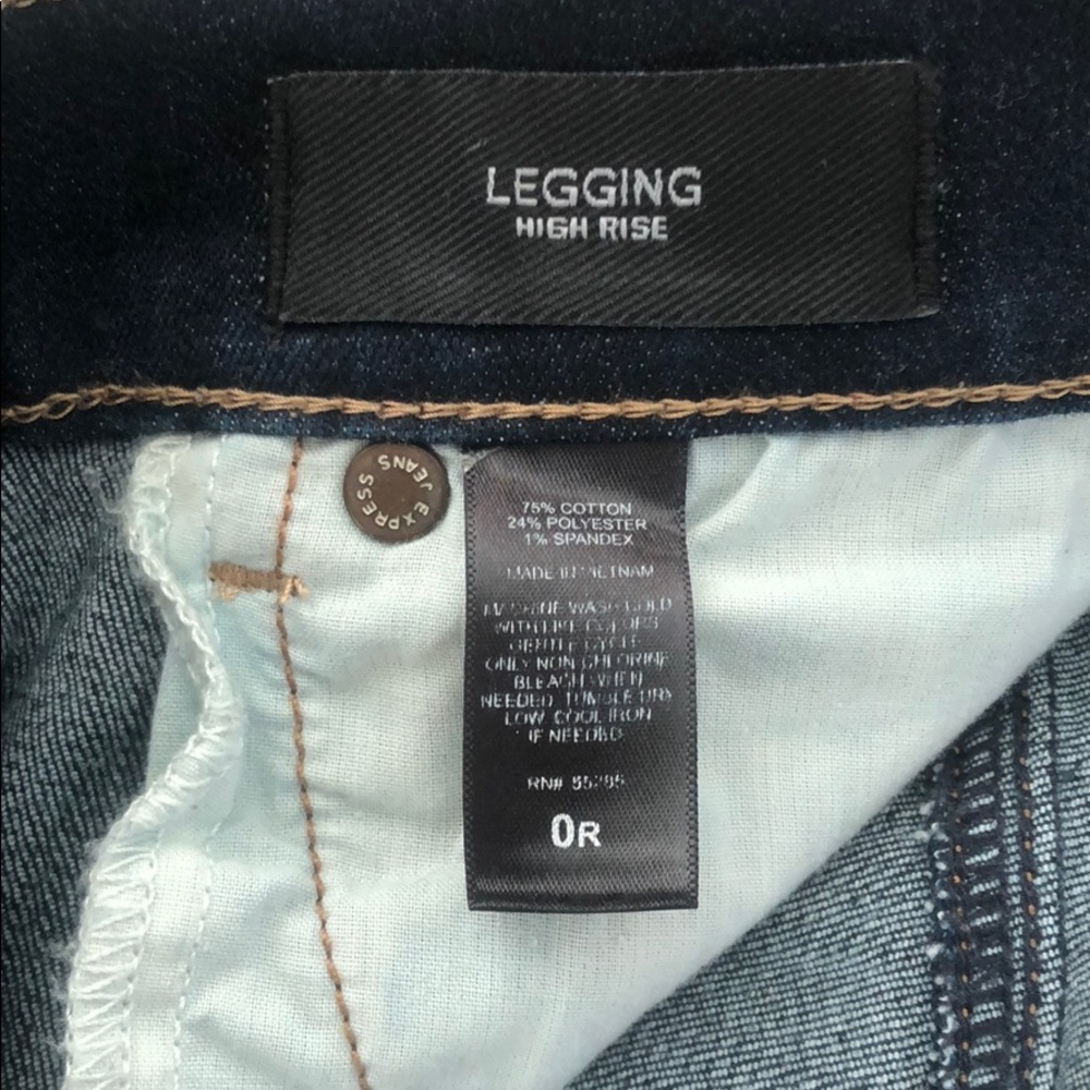Express Zelda High Rise Distressed Legging Jean - Picture 4 of 5